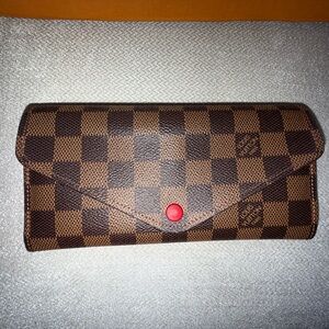 Louis Vuitton Brown & Red Wallet W/Checkered Pattern (Joséphine Wallet) Vintage